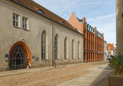 Peter-Breuer-Strasse