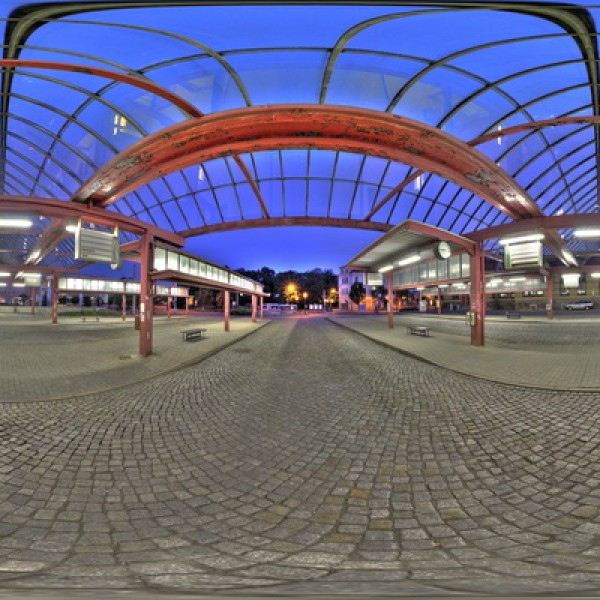Zentralhaltestelle in 360°